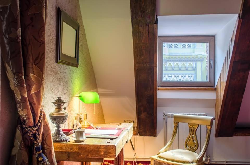 The Attic Apartment Brasov Exterior photo